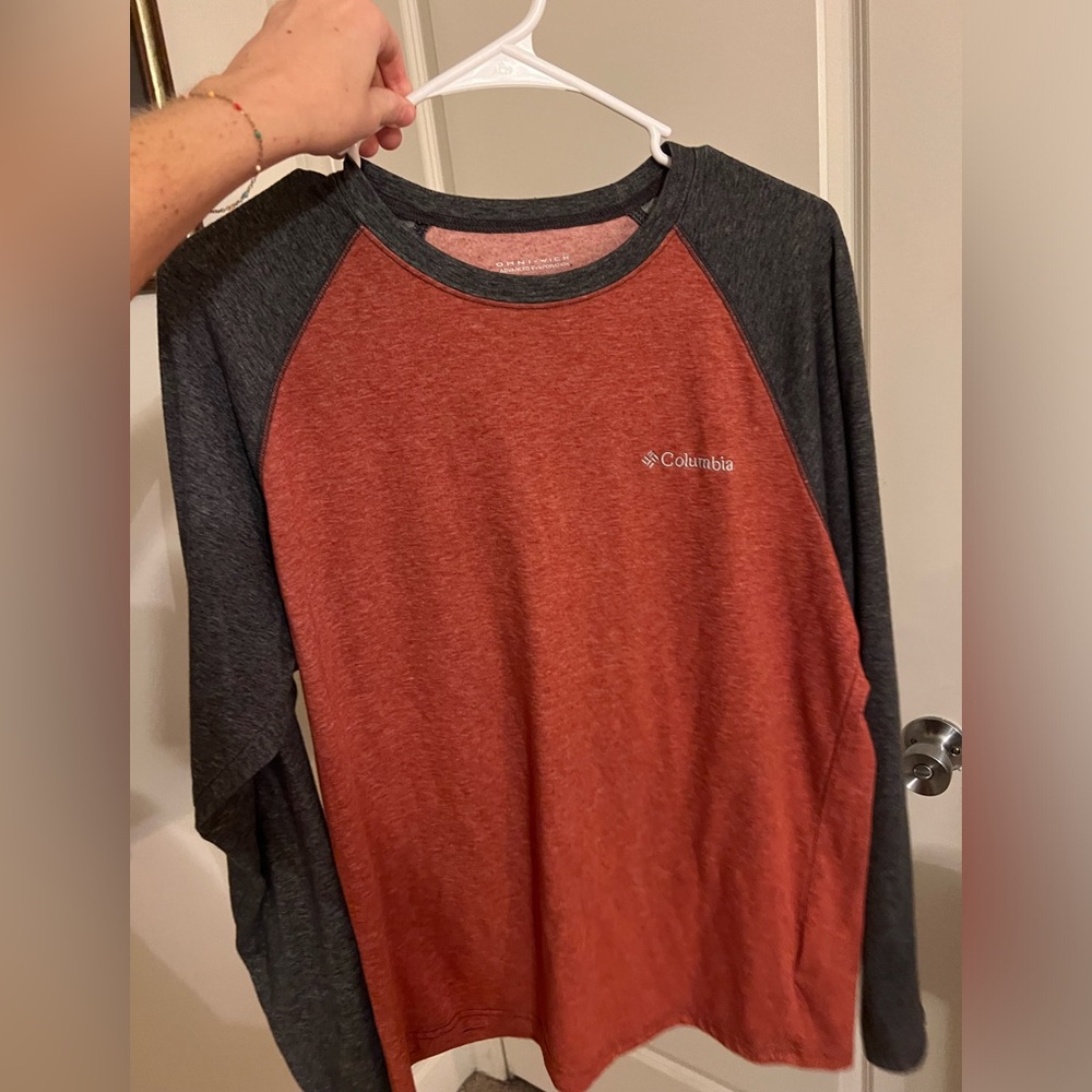 Men’s long sleeve Columbia shirt